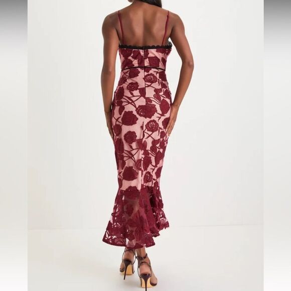NWT Lulus Alluring Dream Burgundy Floral Mesh Lace Trumpet Midi Dress, Small - Picture 3 of 11